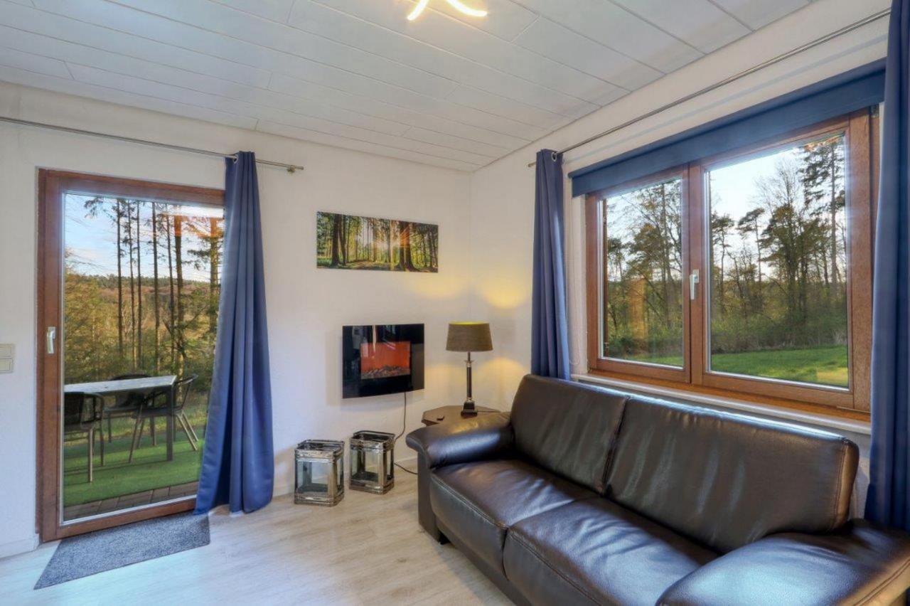 Seepark Kirchheim Ferienhaus Bei Zeta Mit Sauna Buitenkant foto