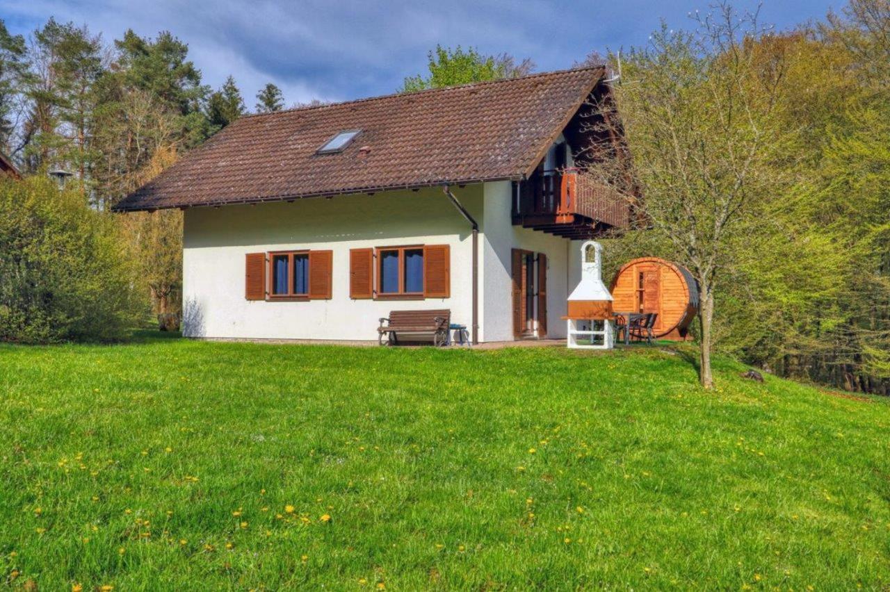 Seepark Kirchheim Ferienhaus Bei Zeta Mit Sauna Buitenkant foto