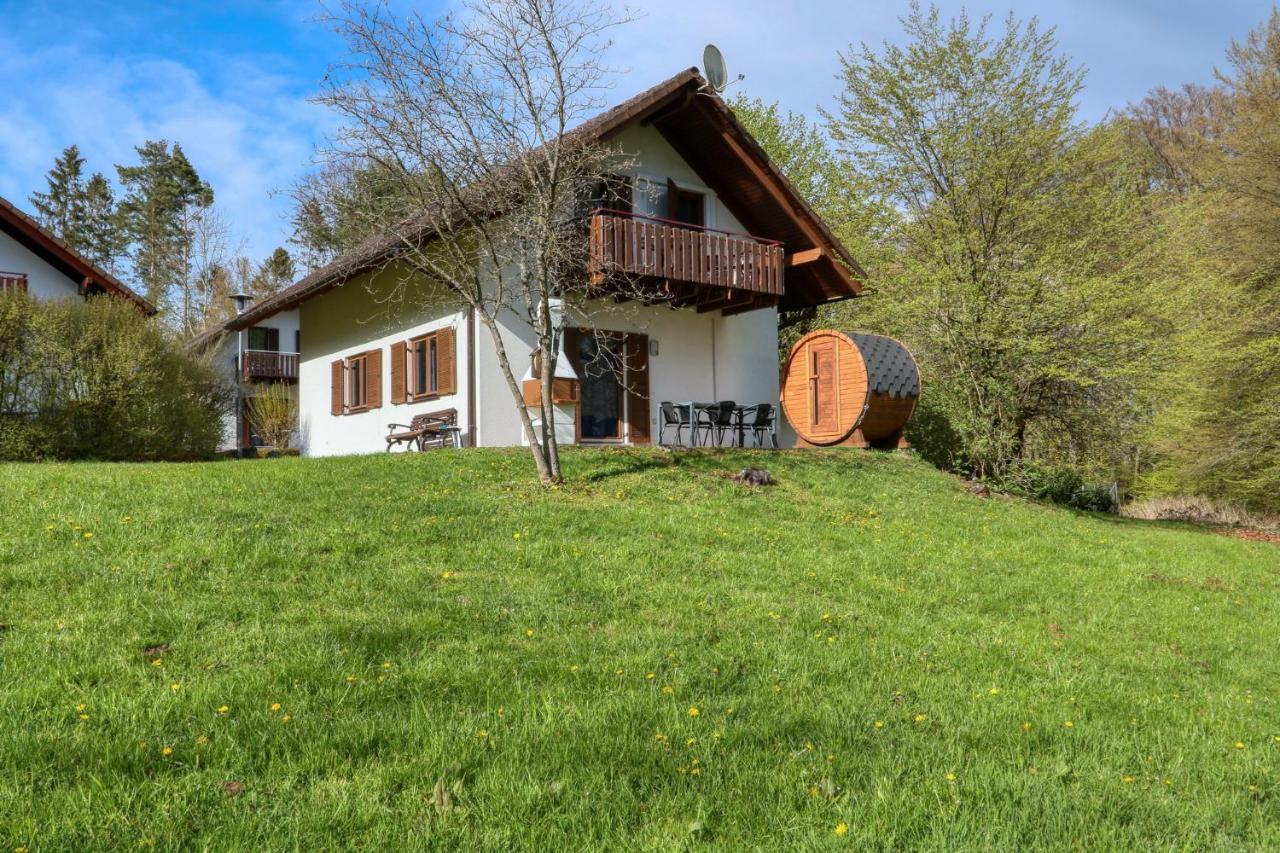 Seepark Kirchheim Ferienhaus Bei Zeta Mit Sauna Buitenkant foto